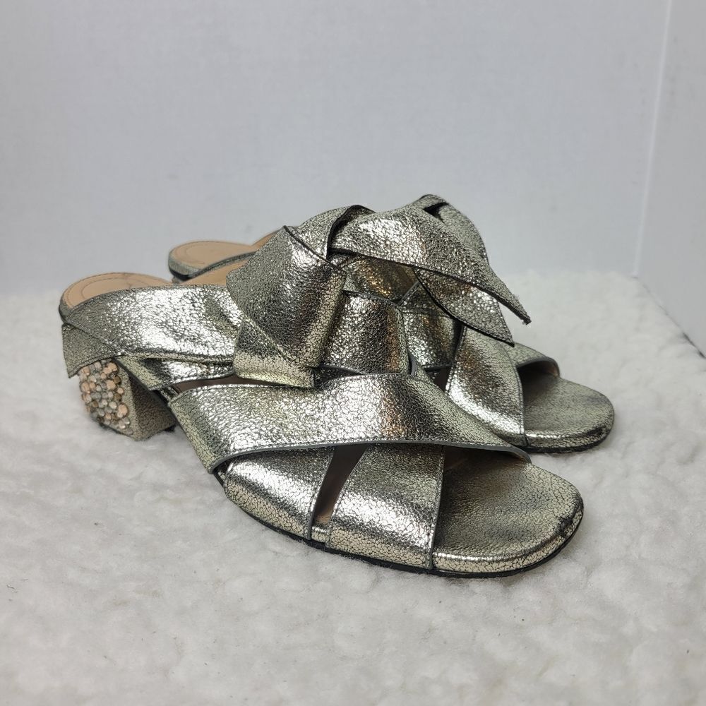 Chloe Nellie Crystal Embellished Top Knot Women's Gray Gkitter Block Heel Sandal